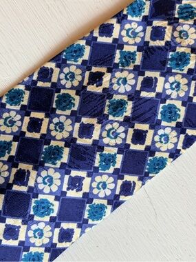 PURITAN Special Edition Blue Floral Checkered Tie